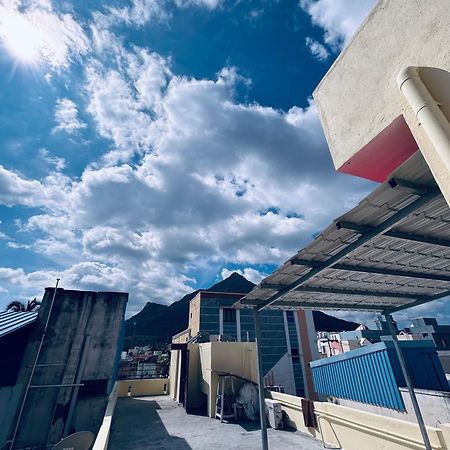 Dss Home Stay Just 500 Meter Girivalam Road Tiruvannāmalai Exteriér fotografie